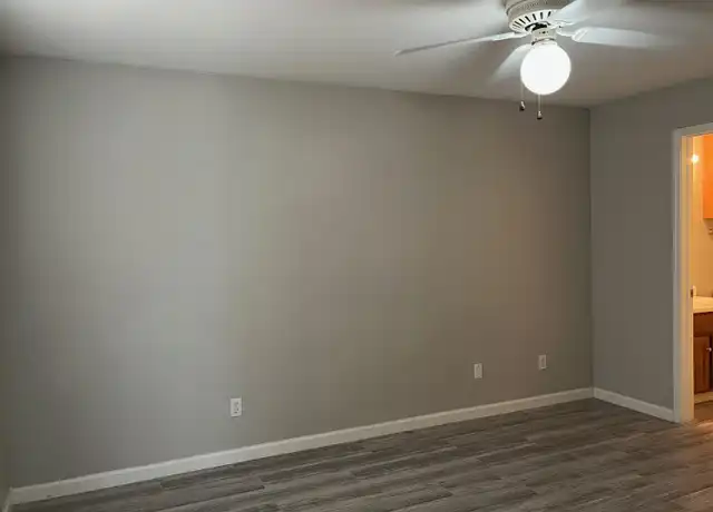 Property at 10637 Braes Bend Dr, Houston, TX, 77071, 2 beds, 2 baths, [object Object]