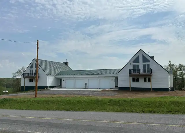 Property at 1121 Three Degree Rd, Butler, PA, 16002, 3 beds, 2 baths, [object Object]