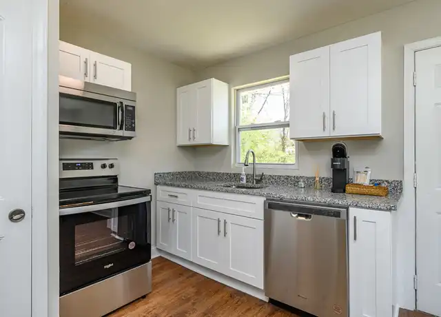 Property at 24 Gilbert Ct, Greenville, SC, 29605, 2 beds, 1 bath, [object Object]