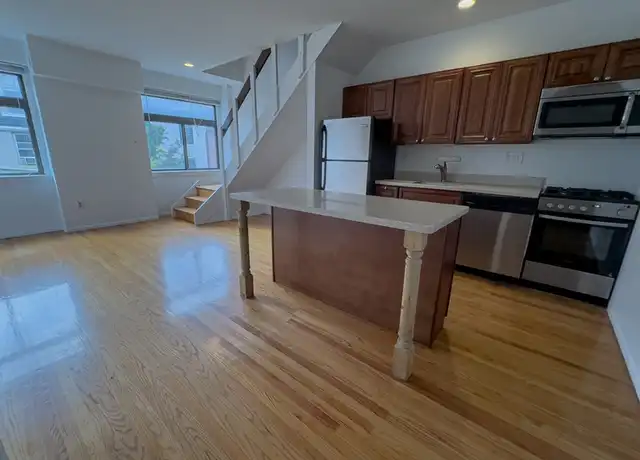 Property at 319 S 10th St Unit 336, Philadelphia, PA, 19107, 2 beds, 1 bath, [object Object]