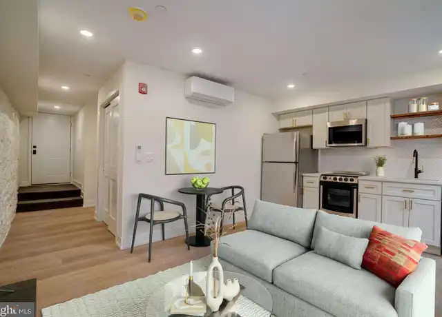 Property at 620 S 8th St Unit 4, Philadelphia, PA, 19147, 1 bed, 1 bath, [object Object]