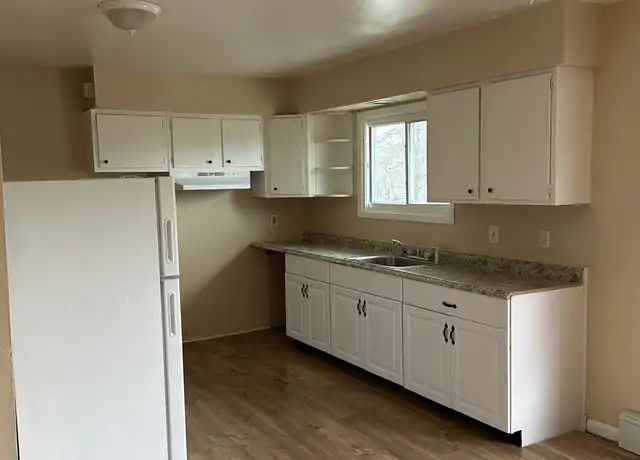 Property at 257 Furman St, Syracuse, NY, 13205, 2 beds, 1 bath, [object Object]