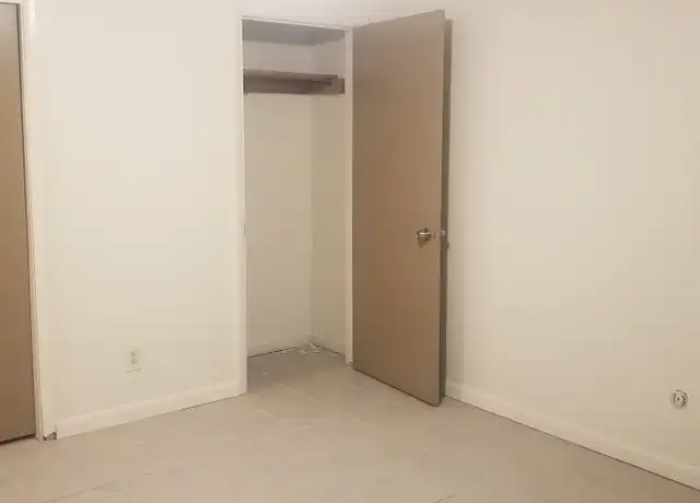 Property at 257 Furman St, Syracuse, NY, 13205, 2 beds, 1 bath, [object Object]
