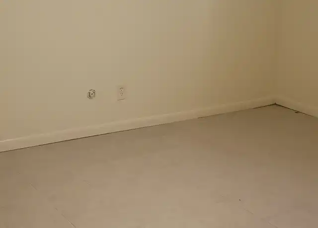 Property at 257 Furman St, Syracuse, NY, 13205, 2 beds, 1 bath, [object Object]