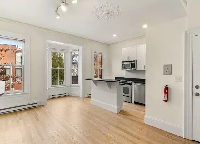 Property at 52 Clarendon St #2, Boston, MA, 02116, 1 bed, 1 bath, [object Object]