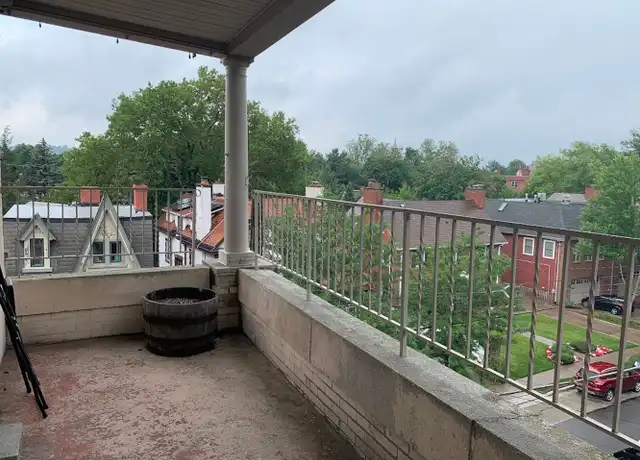 Property at 5806 Howe St Unit 5806 Howe 7F, Pittsburgh, PA, 15232, 1 bed, 1 bath, [object Object]