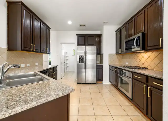 Property at 9415 Herons Grove Ln, Katy, TX, 77494, 5 beds, 3.5 baths, [object Object]