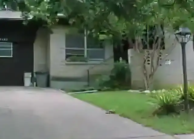 Property at 2115 Mercedes Rd, Denton, TX, 76205, 3 beds, 1 bath, [object Object]