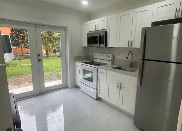 Property at 22116 SW 128th Ct Unit 1, Miami, FL, 33170, 2 beds, 1 bath, [object Object]