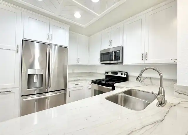 Property at 205 Gallery Way, Tustin, CA, 92782, 1 bed, 1 bath, [object Object]