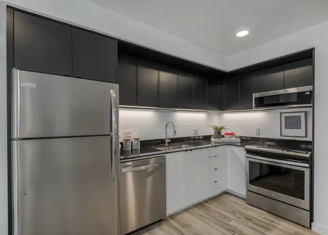 Property at Tabor Terrace - 5635 NE Glisan St, Portland, OR, 97213, 1 bed, 1 bath, [object Object]
