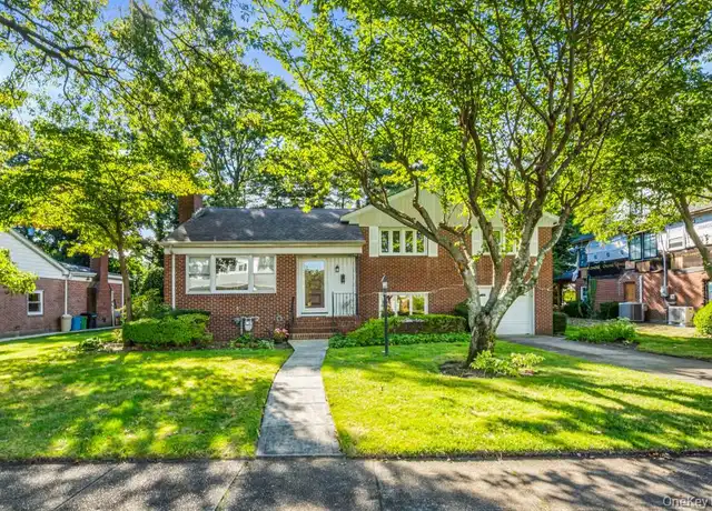 Property at 140 Hayes St, Garden City, NY, 11530, 3 beds, 2.5 baths, [object Object]
