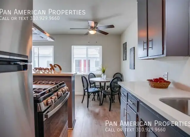 Property at 900 Alamitos Ave Unit 1, Long Beach, CA, 90813, 2 beds, 1 bath, [object Object]