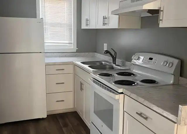 Property at 415 Union St Unit 7, Salem, VA, 24153, 2 beds, 1 bath, [object Object]