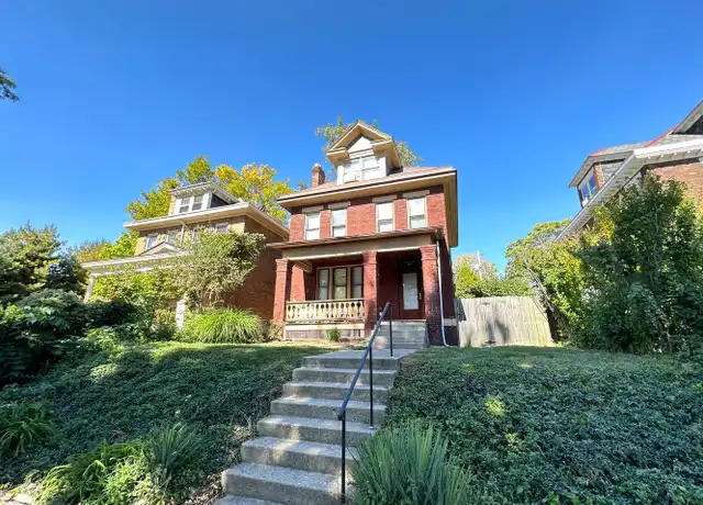 Property at 56 E Oakland Ave Unit 56, Columbus, OH, 43201, 5 beds, 2 baths, [object Object]
