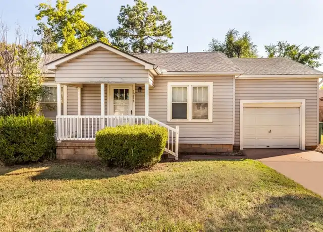 Property at 1216 E Campbell St, Edmond, OK, 73034, 2 beds, 1 bath, [object Object]