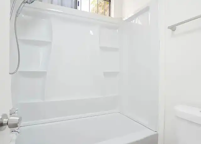 Property at 210 La Fayette Park Pl, Los Angeles, CA, 90057, 1 bed, 1 bath, [object Object]