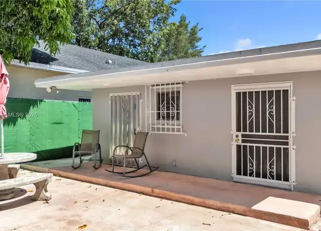 Property at 555 SW 67th Ave, Miami, FL, 33144, 2 beds, 1 bath, [object Object]