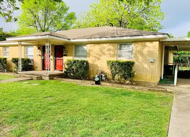Property at 103 Lewis St, Waxahachie, TX, 75165, 2 beds, 2 baths, [object Object]