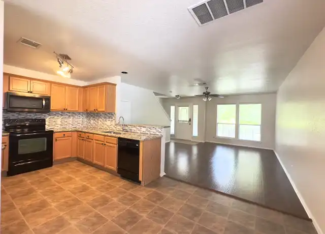 Property at 513 Rolling Oak Dr, Round Rock, TX, 78664, 3 beds, 2.5 baths, [object Object]