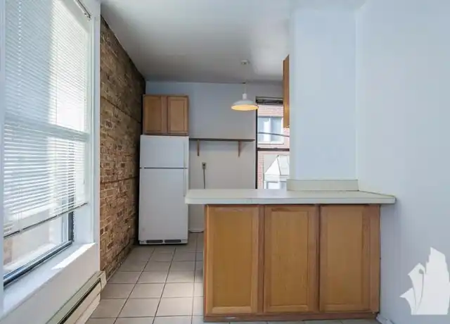 Property at 1218 N Dearborn St, Chicago, IL, 60610, 2 beds, 1 bath, [object Object]