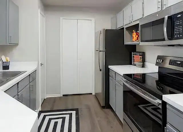 Property at 108 E Main St, Lewisville, TX, 75057, 1 bed, 1 bath, [object Object]