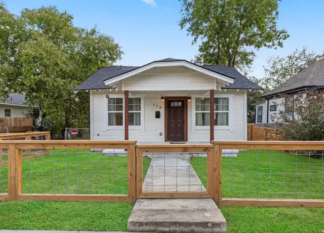 Property at 138 Paul St, San Antonio, TX, 78203, 2 beds, 2 baths, [object Object]