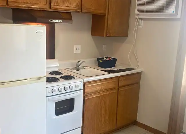 Property at 2801 Girard Ave S, Minneapolis, MN, 55408, 0-1 beds, 1 bath, [object Object]