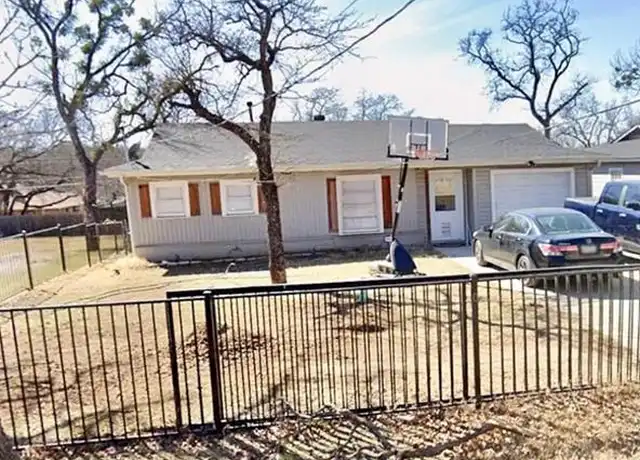 Property at 2412 Cravens Rd, Fort Worth, TX, 76112, 3 beds, 1 bath, [object Object]
