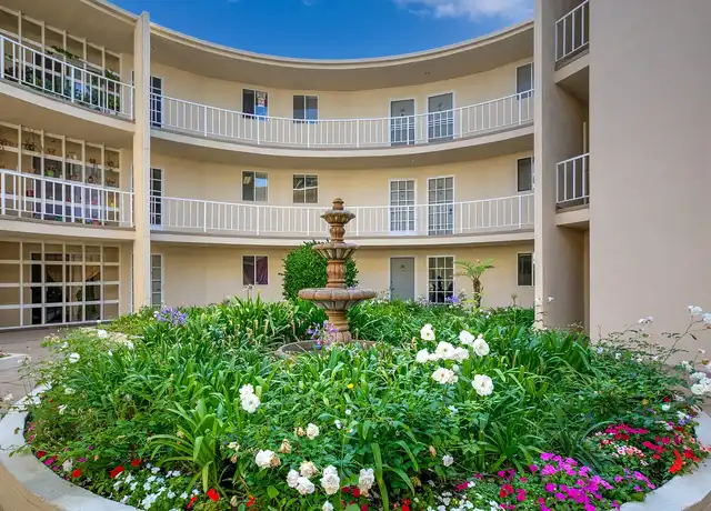 Property at Santa Monica La Ronda - 707 Idaho Ave, Santa Monica, CA, 90403, 1 bed, 1 bath, [object Object]