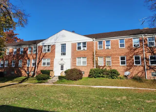 Property at 1832 Forest Hills Blvd Unit 2, East Cleveland, OH, 44112, 2 beds, 1 bath, [object Object]