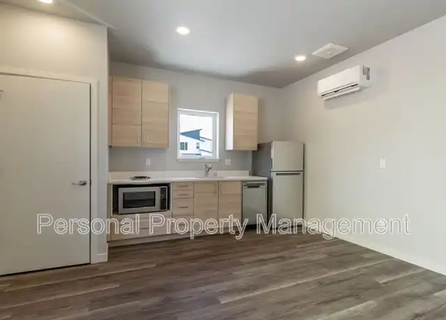 Property at 1801 N 20th St Unit B, Washougal, WA, 98671, 1 bed, 1 bath, [object Object]