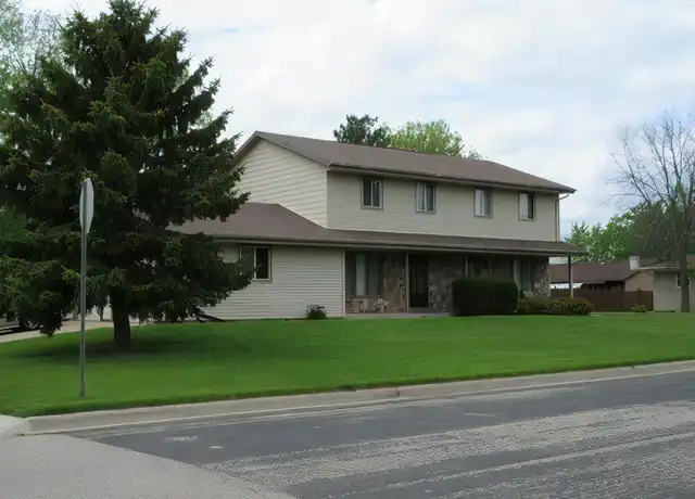 Property at 605 Margate Dr Unit 607, Janesville, WI, 53546, 3 beds, 1.5 baths, [object Object]