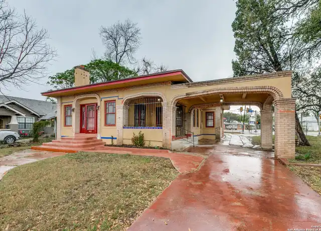 Property at 1605 W Summit Ave, San Antonio, TX, 78201, 2 beds, 1 bath, [object Object]