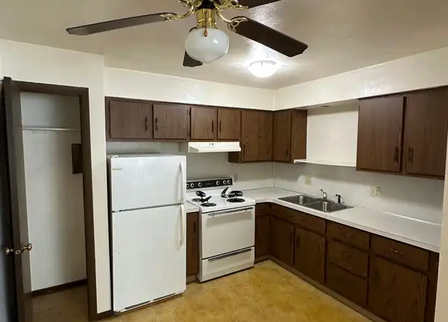 Property at 508 E Burdick St Unit 3, Black Creek, WI, 54106, 2 beds, 1 bath, [object Object]