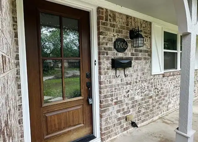 Property at 1906 Mapleton Dr, Houston, TX, 77043, 5 beds, 2.5 baths, [object Object]