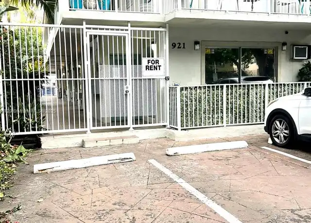 Property at 921 Meridian Ave #5, Miami Beach, FL, 33139, 0 beds, 1 bath, [object Object]