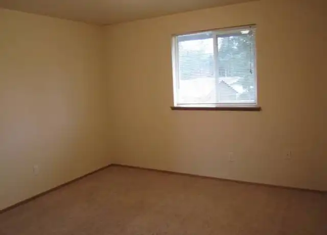 Property at 160 E Aloha Ln Unit A, Shelton, WA, 98584, 2 beds, 1 bath, [object Object]