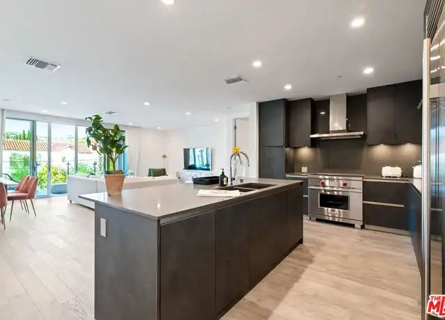 Property at 728 N Sweetzer Ave #317, West Hollywood, CA, 90069, 2 beds, 2.5 baths, [object Object]