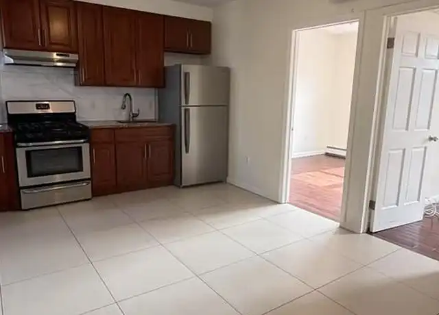 Property at 51-34 48th St Unit 2F, Flushing, NY, 11377, 4 beds, 1 bath, [object Object]