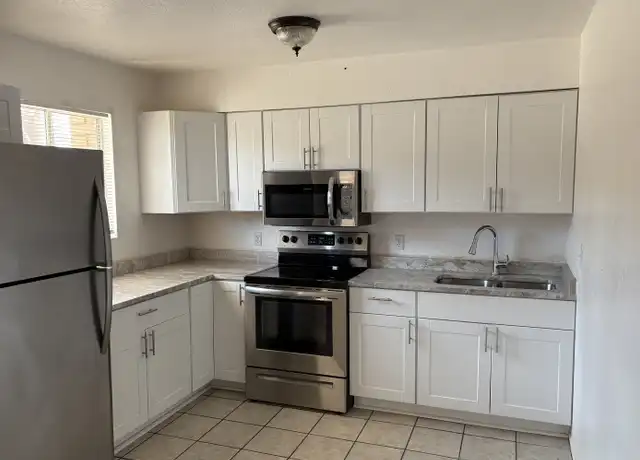 Property at 3840 N Park Ave, Tucson, AZ, 85719, 2 beds, 1 bath, [object Object]