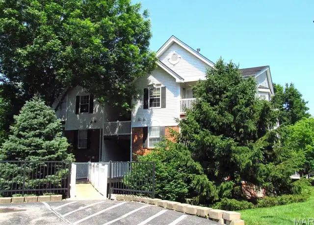 Property at 450 Benton Dr, Saint Peters, MO, 63376, 2 beds, 2 baths, [object Object]
