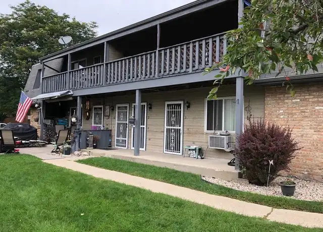 Property at 11505 W Orchard Ct Unit 08, West Allis, WI, 53214, 2 beds, 1 bath, [object Object]