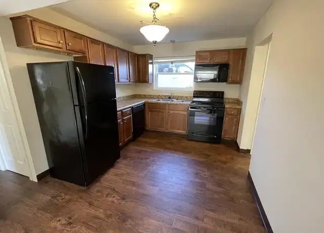 Property at 135-145 Lafayette Rd Unit 145-3, Medina, OH, 44256, 2 beds, 1 bath, [object Object]