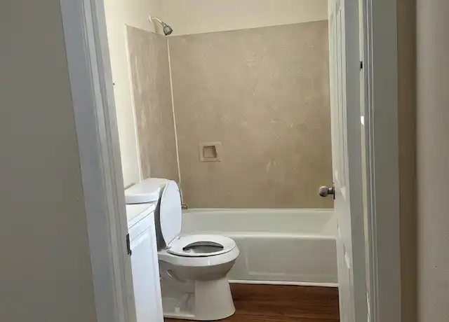 Property at 2424 Reverend Richard Wilson Dr, Kenner, LA, 70062, 2 beds, 2 baths, [object Object]