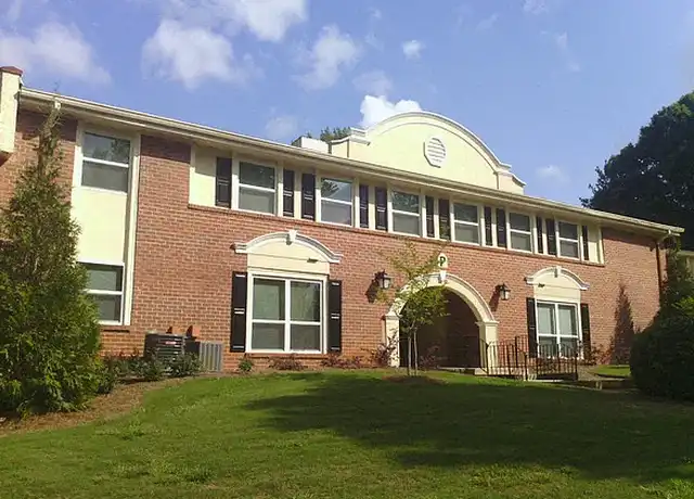 Property at Somerpoint - 1788 Austell Rd SW, Marietta, GA, 30008, 1 bed, 1 bath, [object Object]