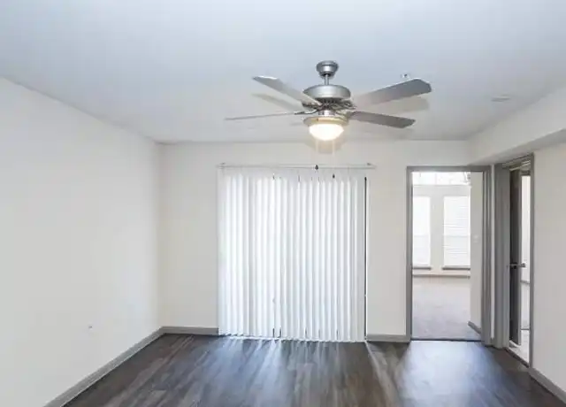 Property at 1710 W T C Jester Blvd Unit 2130, Houston, TX, 77008, 2 beds, 2 baths, [object Object]