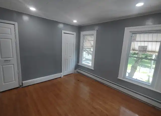 Property at 319 2nd St Unit 2, Albany, NY, 12206, 2 beds, 1 bath, [object Object]