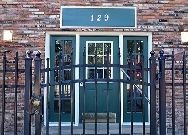 Property at 129 Stonewall St Unit 7, Memphis, TN, 38104, 2 beds, 1 bath, [object Object]