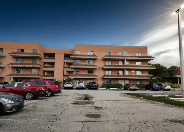 Property at 17530 NW 68th Ave Unit C4002, Hialeah, FL, 33015, 1 bed, 1 bath, [object Object]